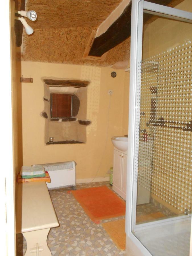 Chambre D'Hotes Des Monts Saint-Izaire Eksteriør billede